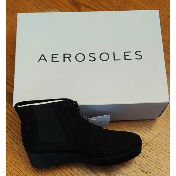 Aerosoles Black Wedge Heel Front Zip Ankle Boots Sz 9 M Faux Suade Bootie NIB - Picture 6 of 6